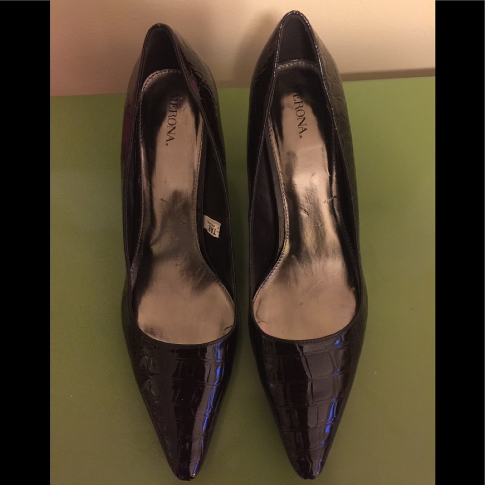 Chocolate Brown Heels in Great Condition!
